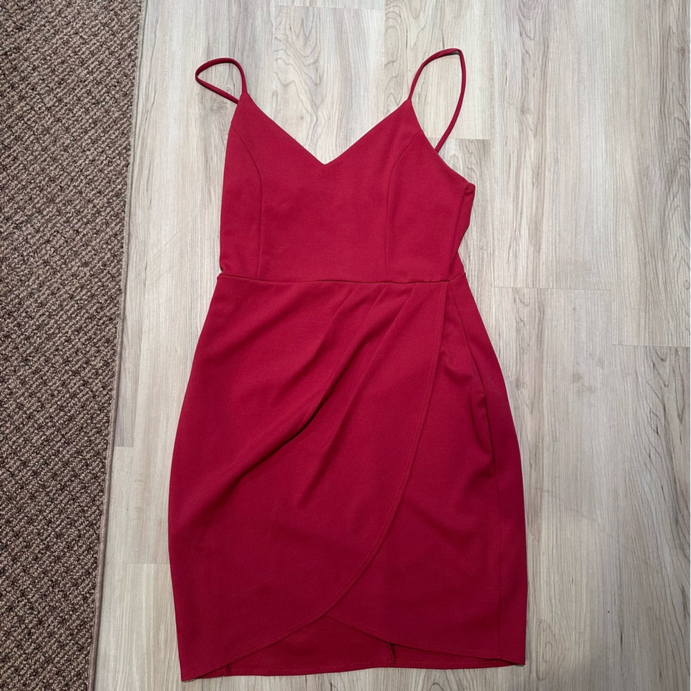 Lulus cocktail dress- red size large